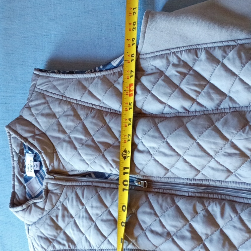 Kim Rogers Grey Quilted Sleeveless Vest - Picture 4 of 8